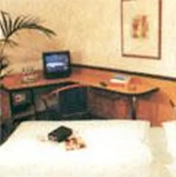 酒店 Dorint Airport-hotel Berlin-tegel 3*